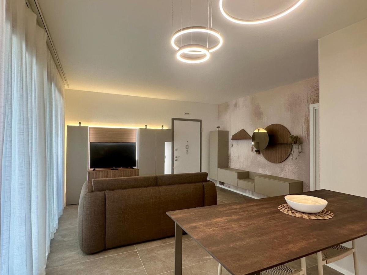 Apartment Caribe Sunset - Large 3 Bedrooms With Caribbean Pool Lido di Jesolo